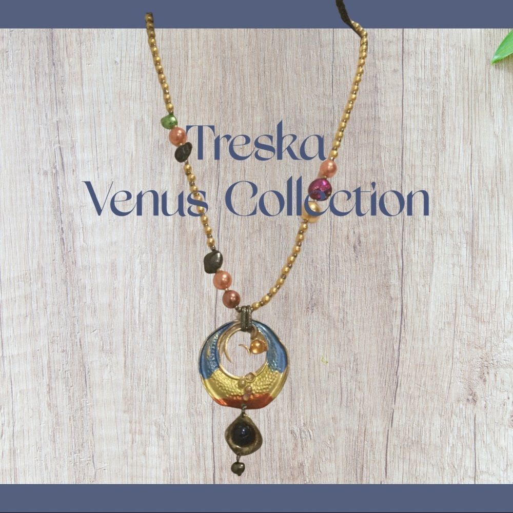 NWT, Treska Venus, Long Boho Necklace w/Pearls, Cast Metals & Chains